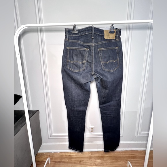 VERY DARK BLUE JEANS // AMERICAN EAGLE// size 29💙 - Picture 1 of 5